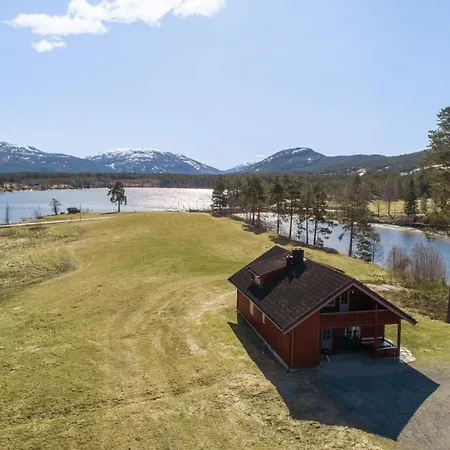 Storhytta - 16p - Norwegian Nostalgia By The Water *